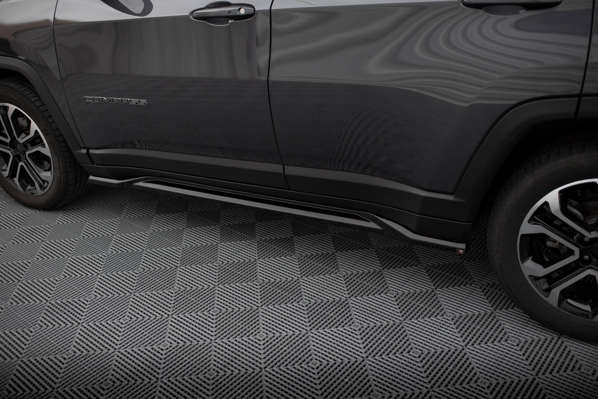 Set of Splitters Jeep Compass Limited Mk2 Facelift - Image 6