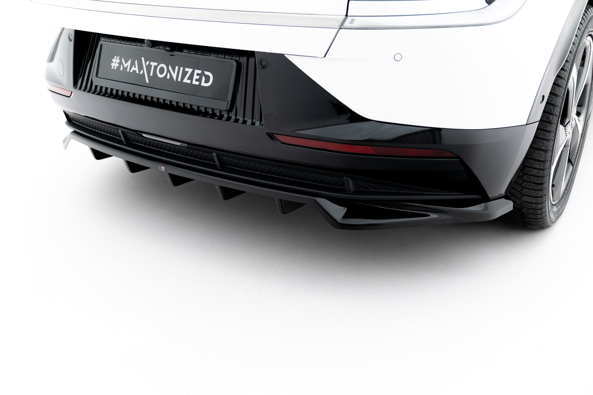 Set of Splitters Kia EV6 Mk1 - Image 10