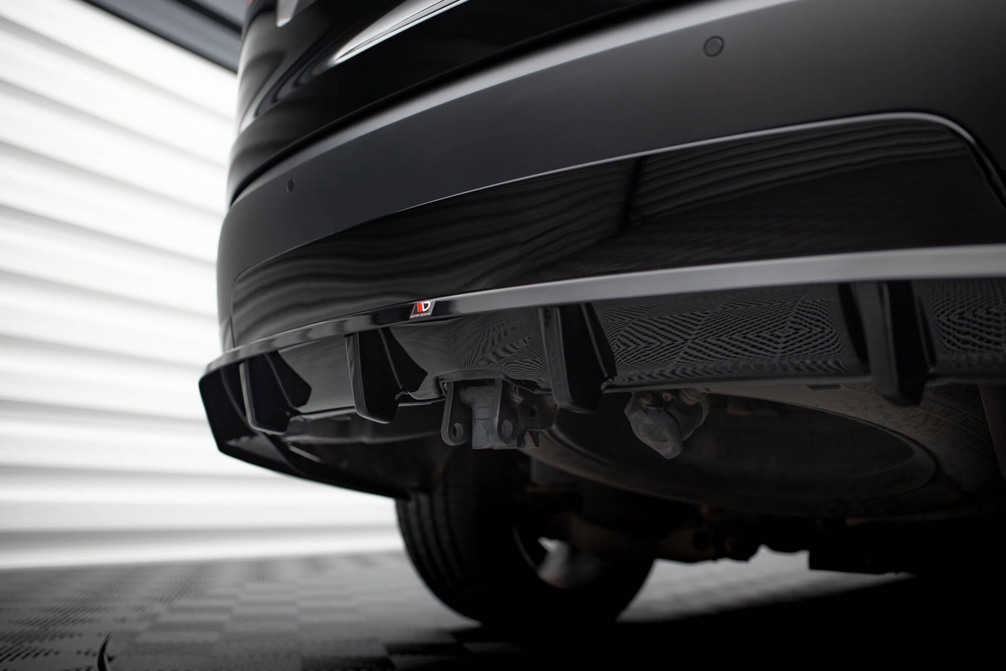 Set of Splitters Land Rover Discovery HSE Mk5 - Image 10