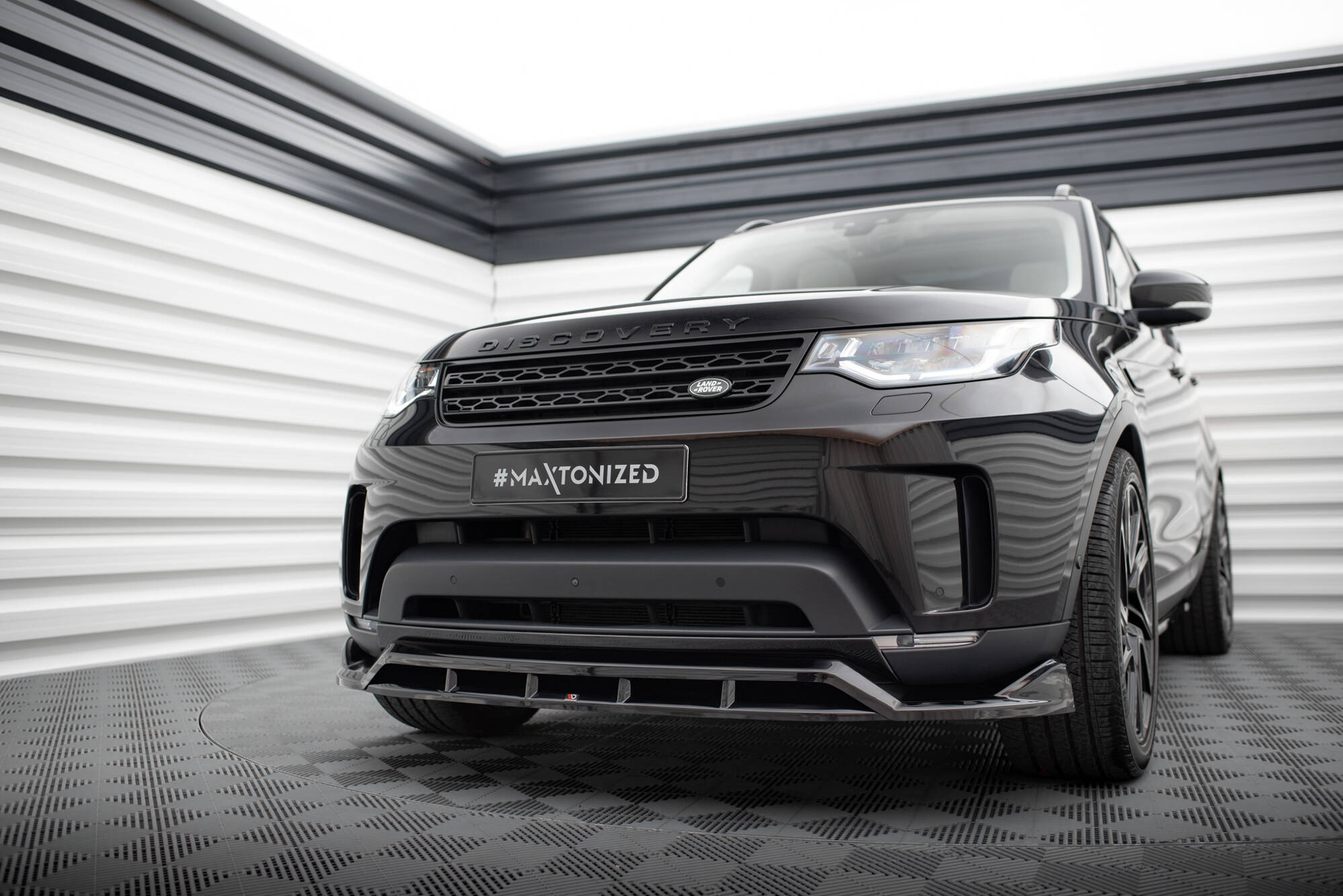 Set of Splitters Land Rover Discovery HSE Mk5 - Image 3