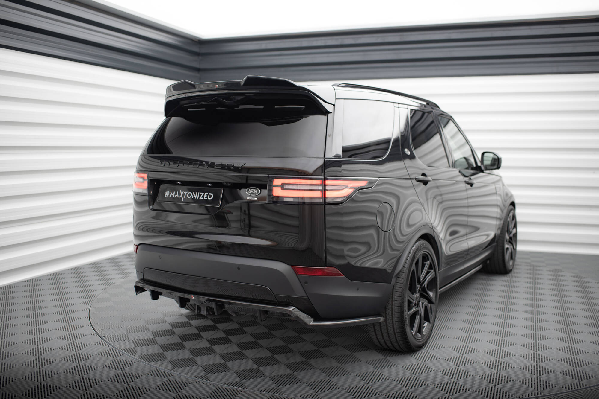 Set of Splitters Land Rover Discovery HSE Mk5 - Image 8