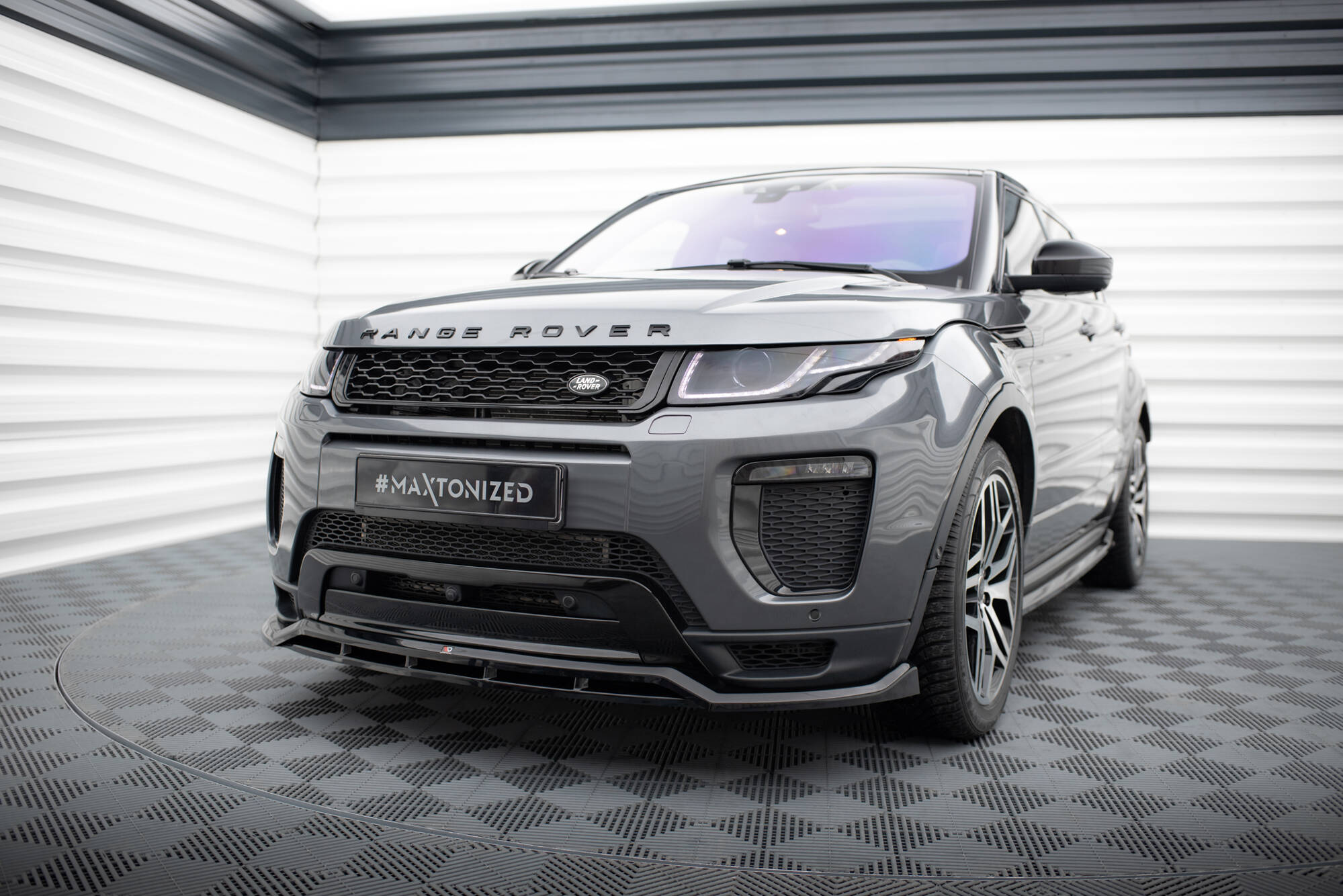 Set of Splitters Land Rover Range Rover Evoque HSE Dynamic Mk1 Facelift - Image 4