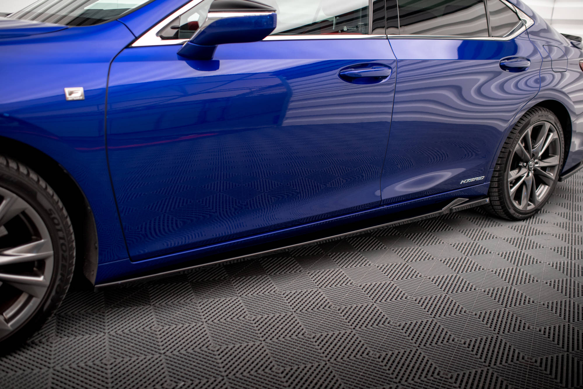 Set of Splitters Lexus ES F Sport Mk7 - Image 6