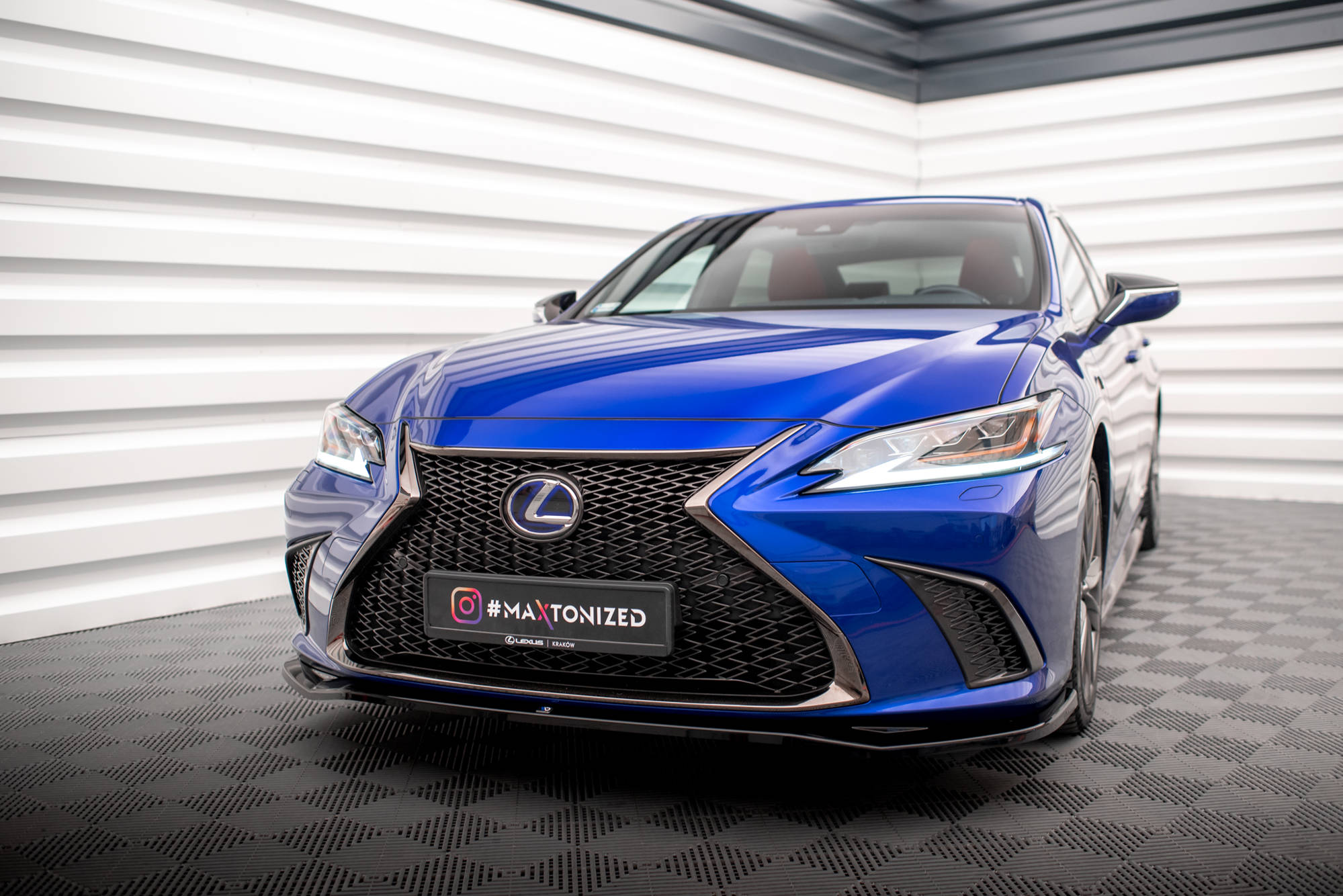 Set of Splitters Lexus ES F Sport Mk7 - Image 4
