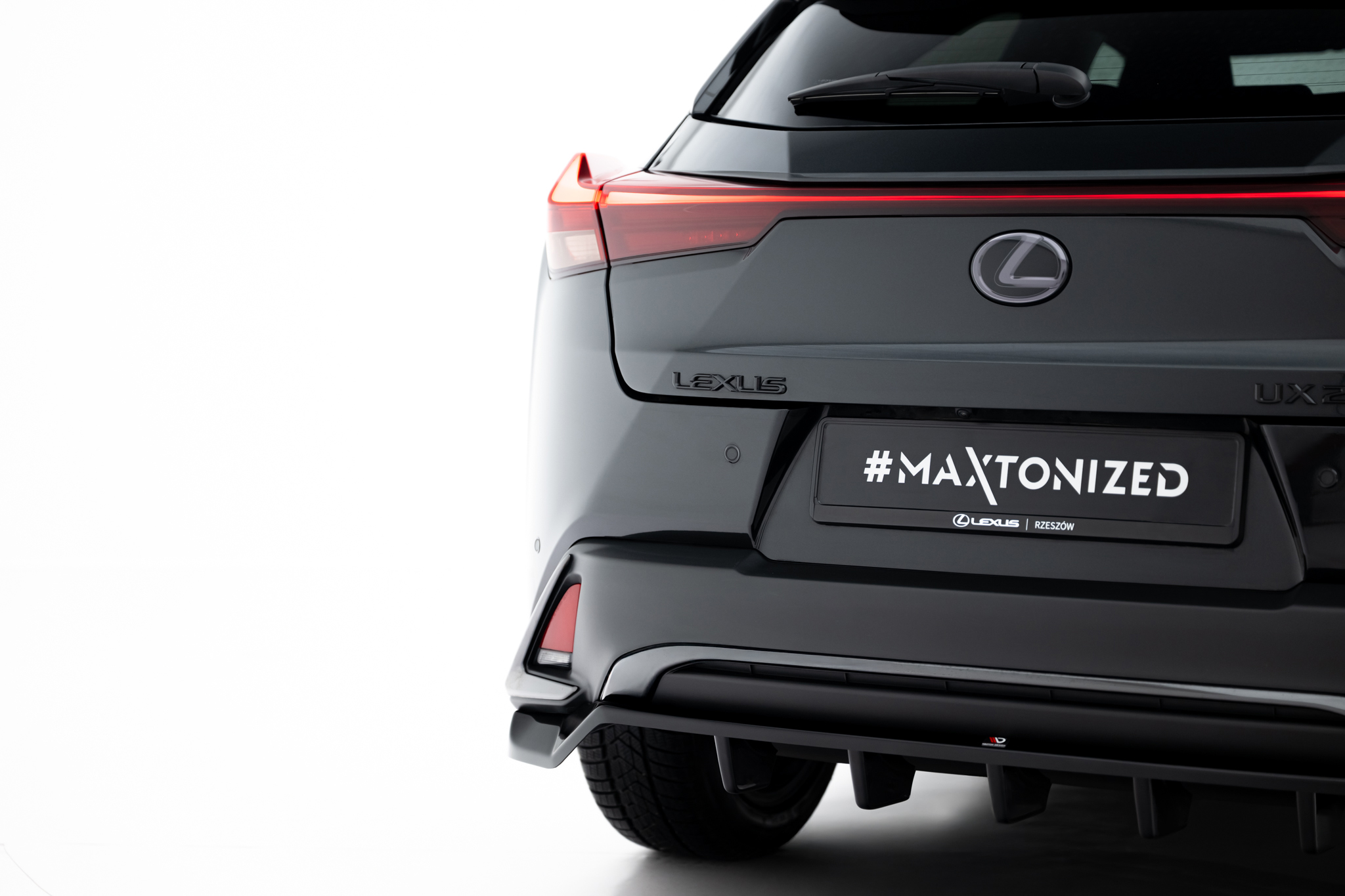 Set of Splitters Lexus UX F-Sport Mk1 - Image 9