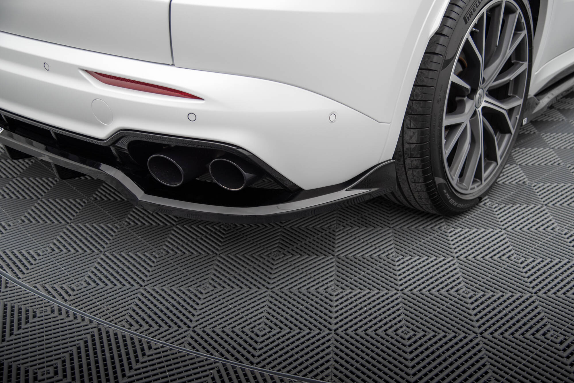 Set of Splitters Maserati Grecale GT / Modena Mk1 - Image 10