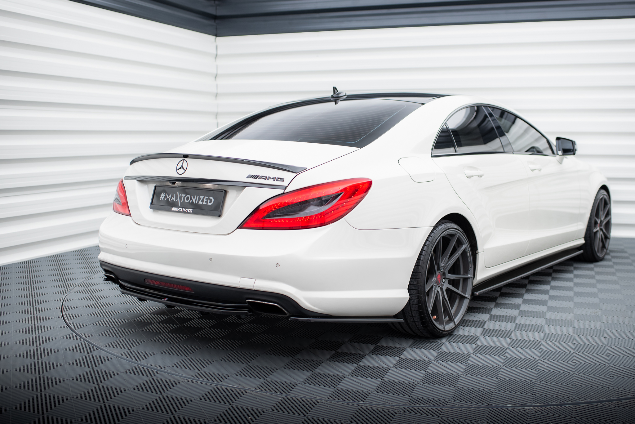 Set of Splitters Mercedes-Benz CLS AMG-Line C218 - Image 8