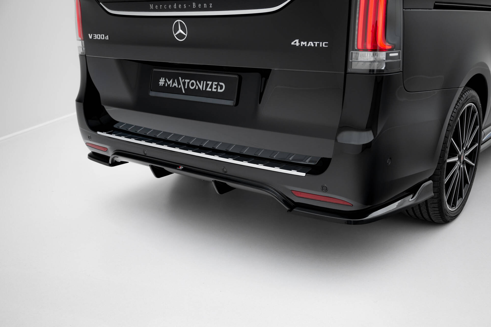 Set of Splitters Mercedes-Benz V-Class Long AMG-Line W447 Facelift 2 - Image 11