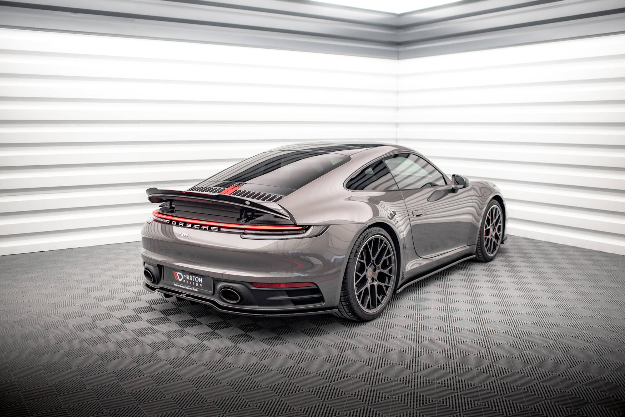 Set of Splitters Porsche 911 Carrera 4S 992 - Image 6
