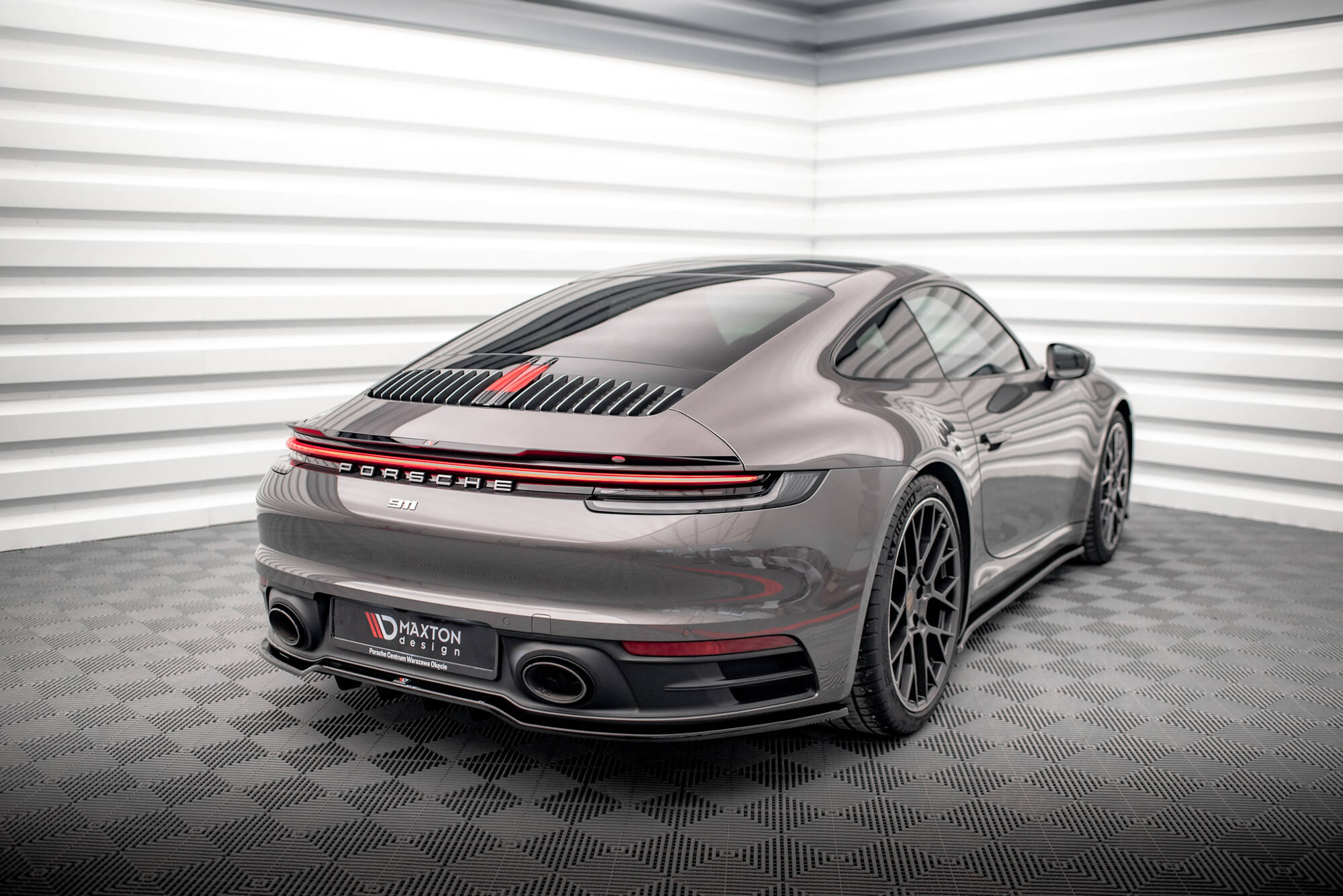 Set of Splitters Porsche 911 Carrera 4S 992 - Image 8