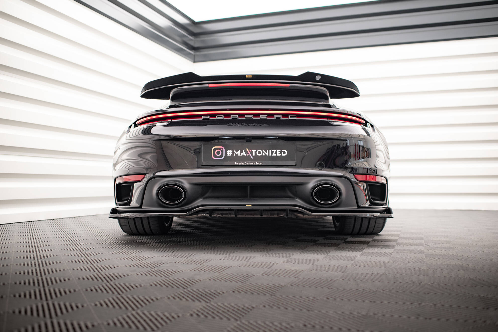 Set of Splitters Porsche 911 Turbo S 992 - Image 14