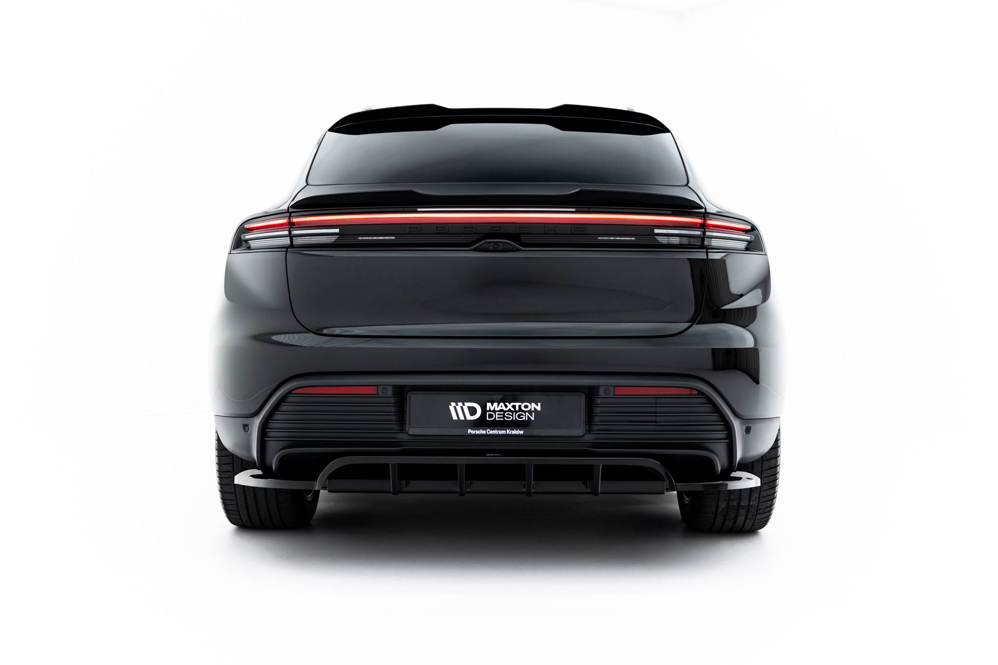 Set of Splitters Porsche Macan EV Mk1 - Image 17