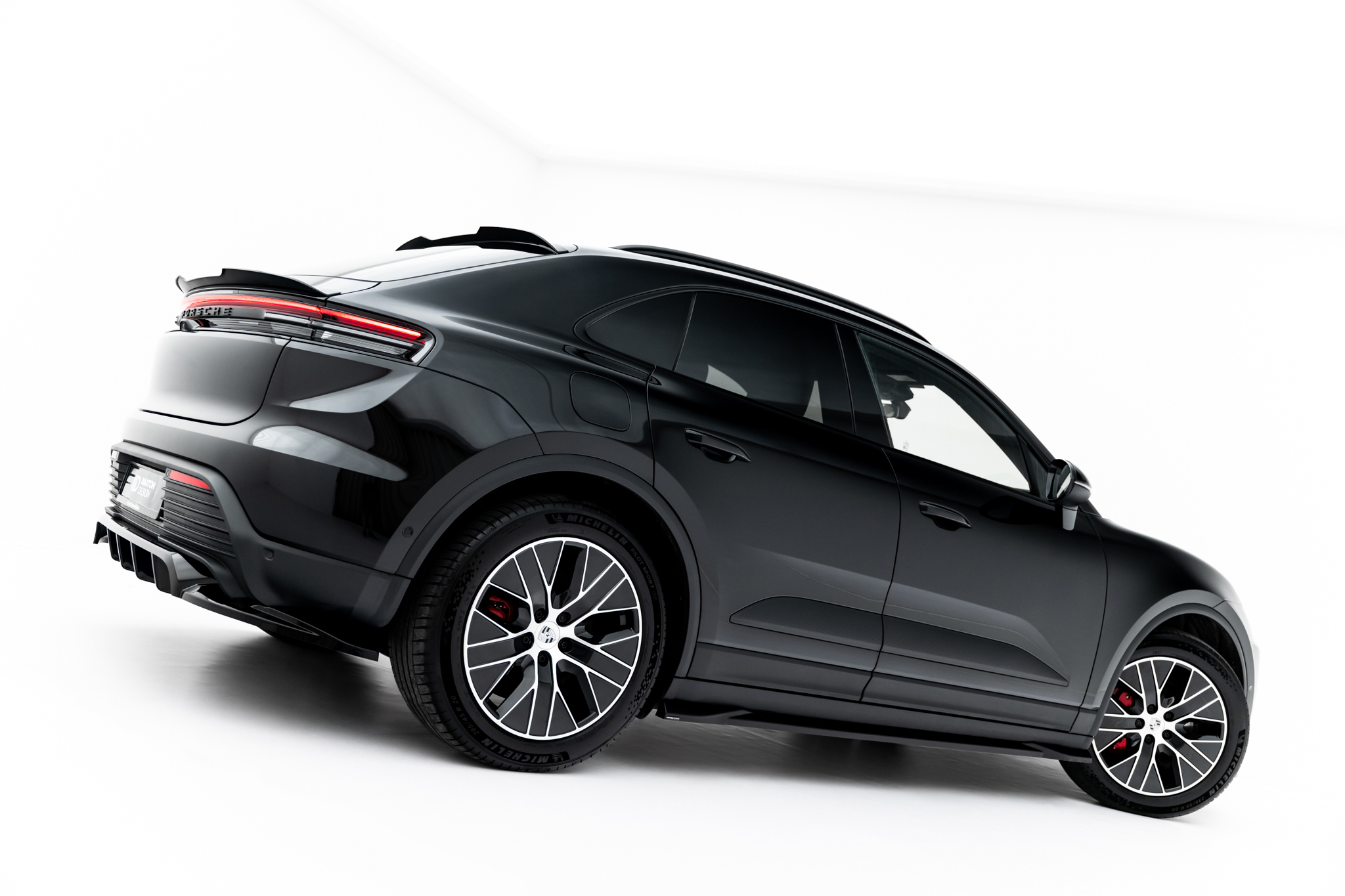 Set of Splitters Porsche Macan EV Mk1 - Image 9