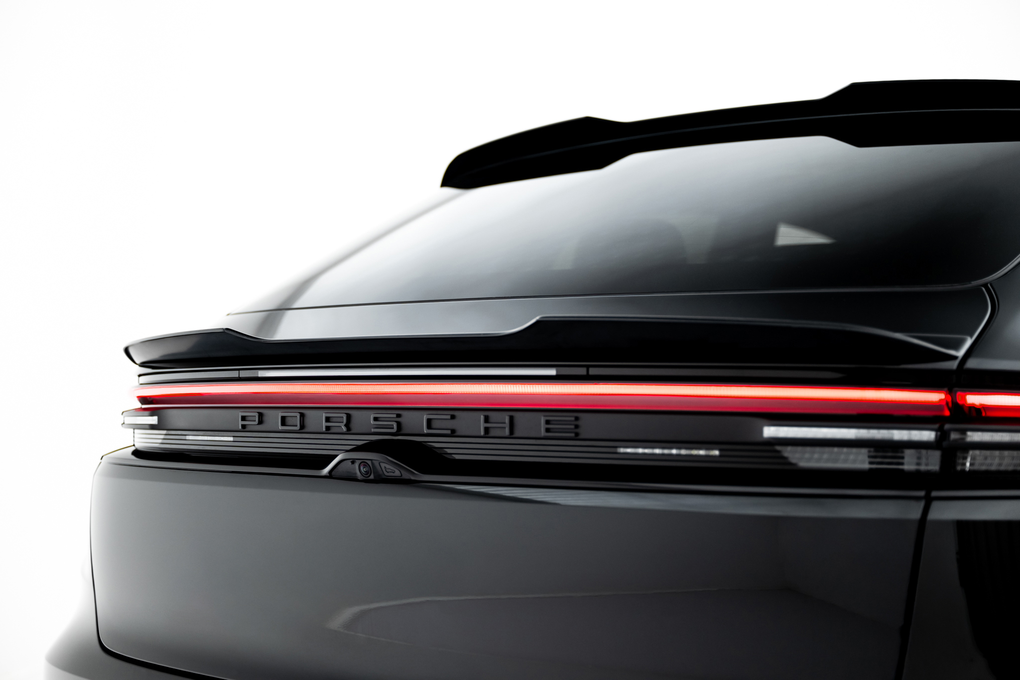 Set of Splitters Porsche Macan EV Mk1 - Image 23