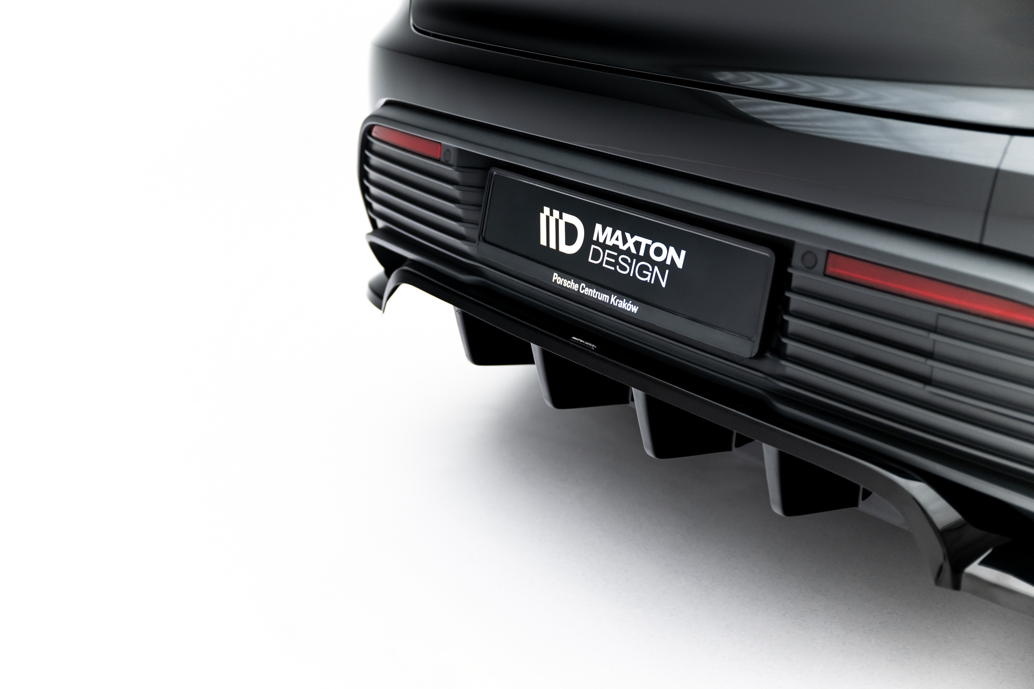 Set of Splitters Porsche Macan EV Mk1 - Image 18