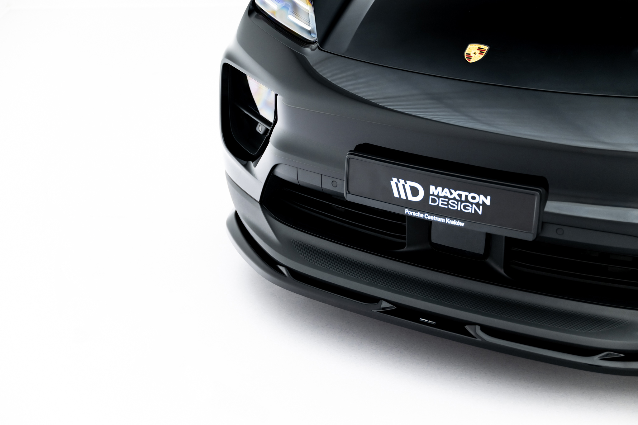 Set of Splitters Porsche Macan EV Mk1 - Image 6
