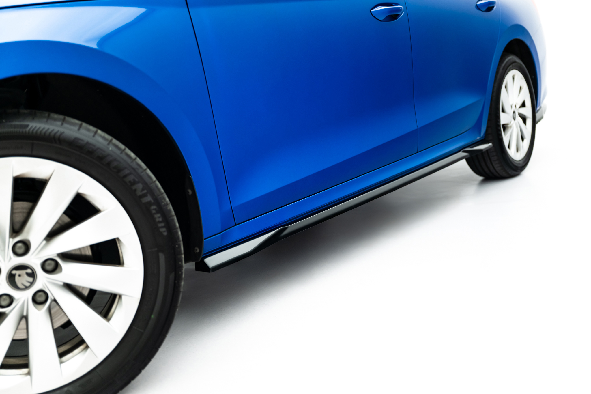 Set of Splitters Skoda Octavia Combi Mk4 Facelift - Image 7