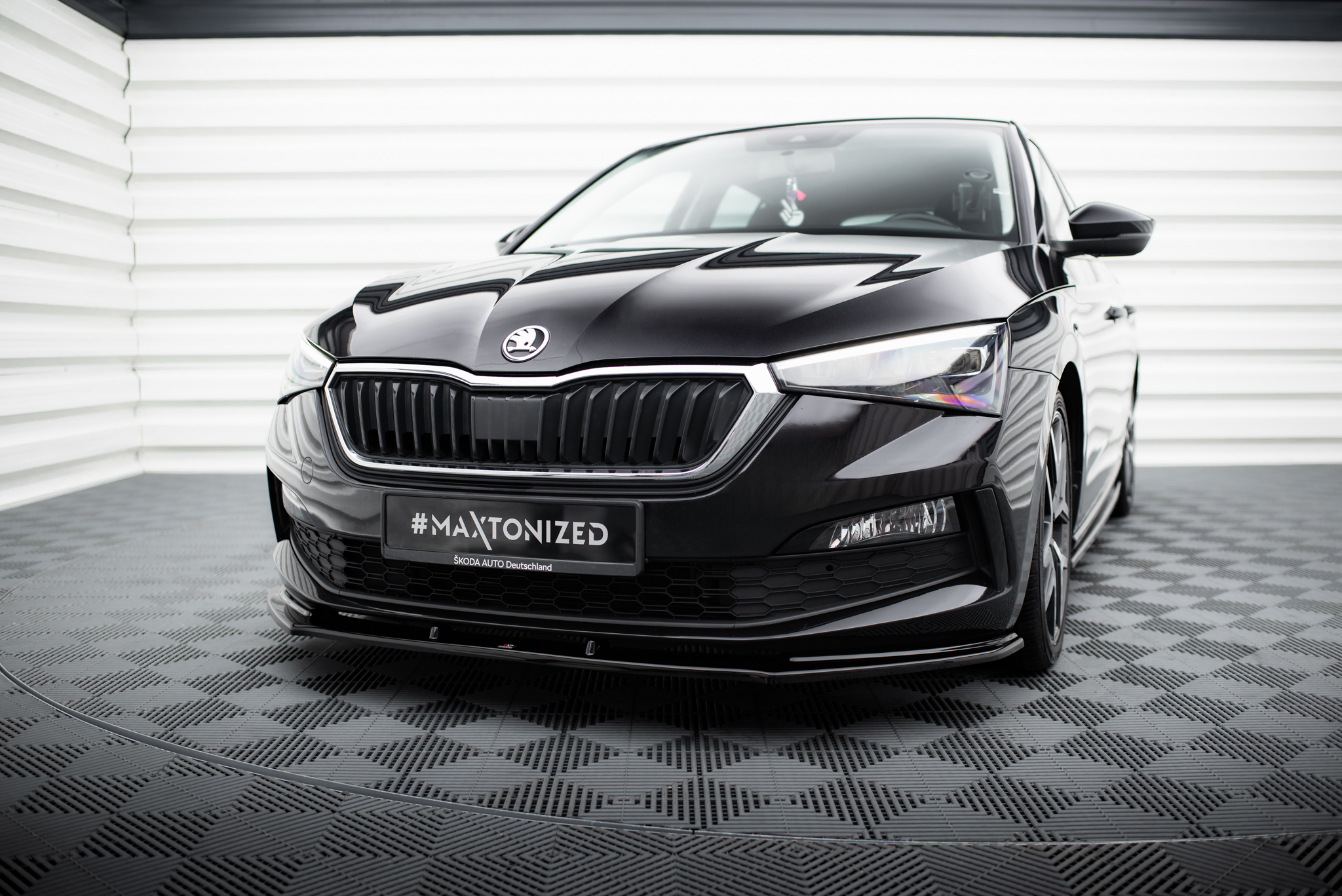 Set of Splitters Skoda Scala Mk1 - Image 3