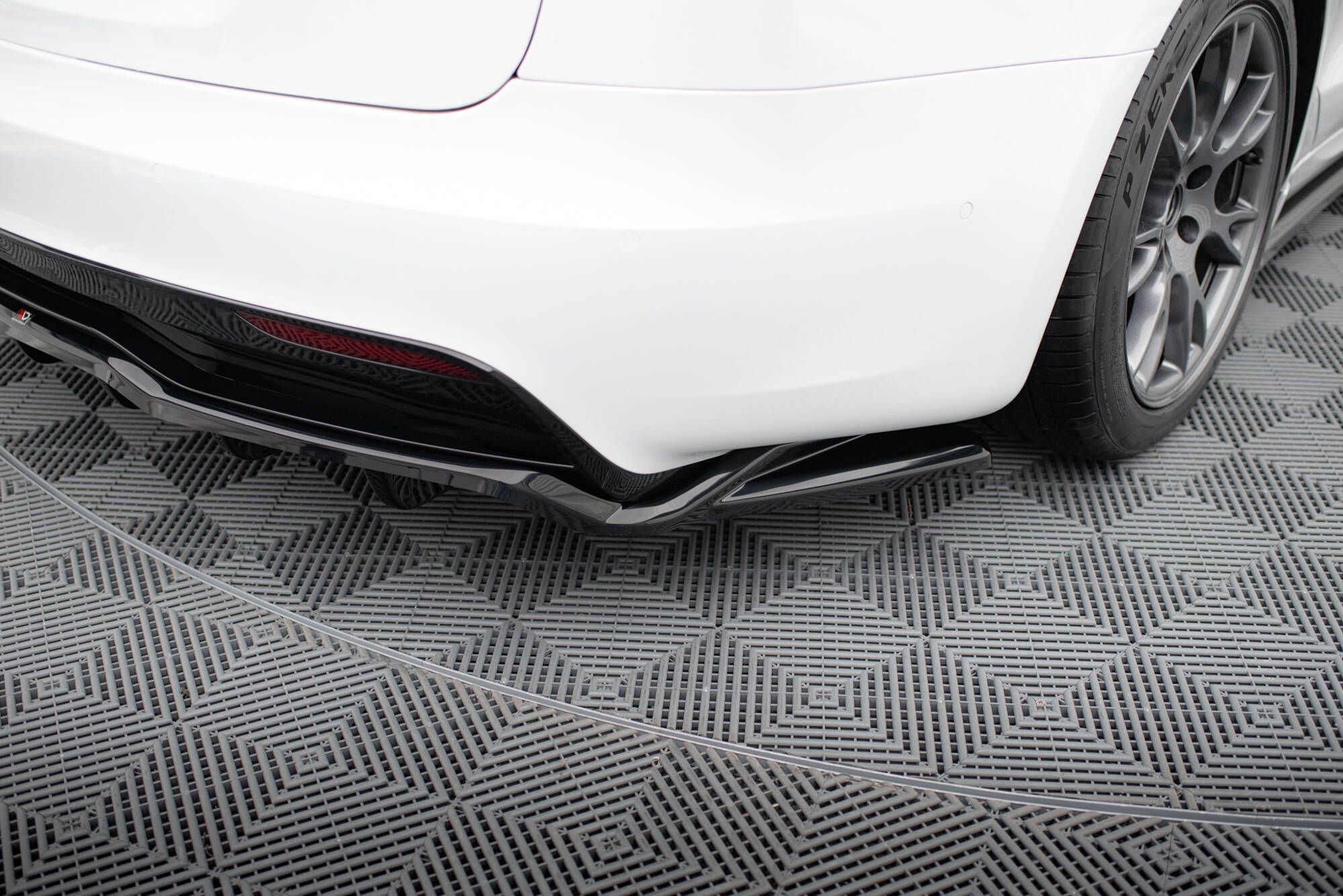 Set of Splitters Tesla Model S Plaid Mk1 Facelift - Image 12