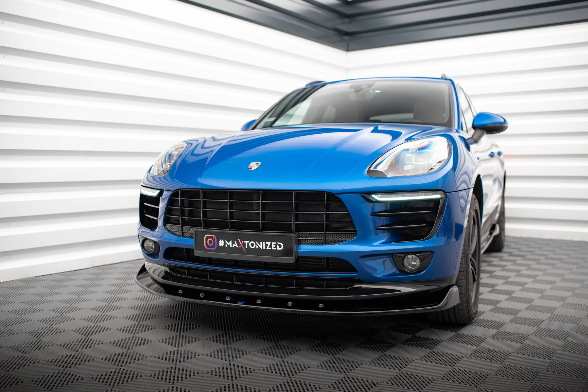 Set of Splitters V.1 Porsche Macan Mk1 - Image 6