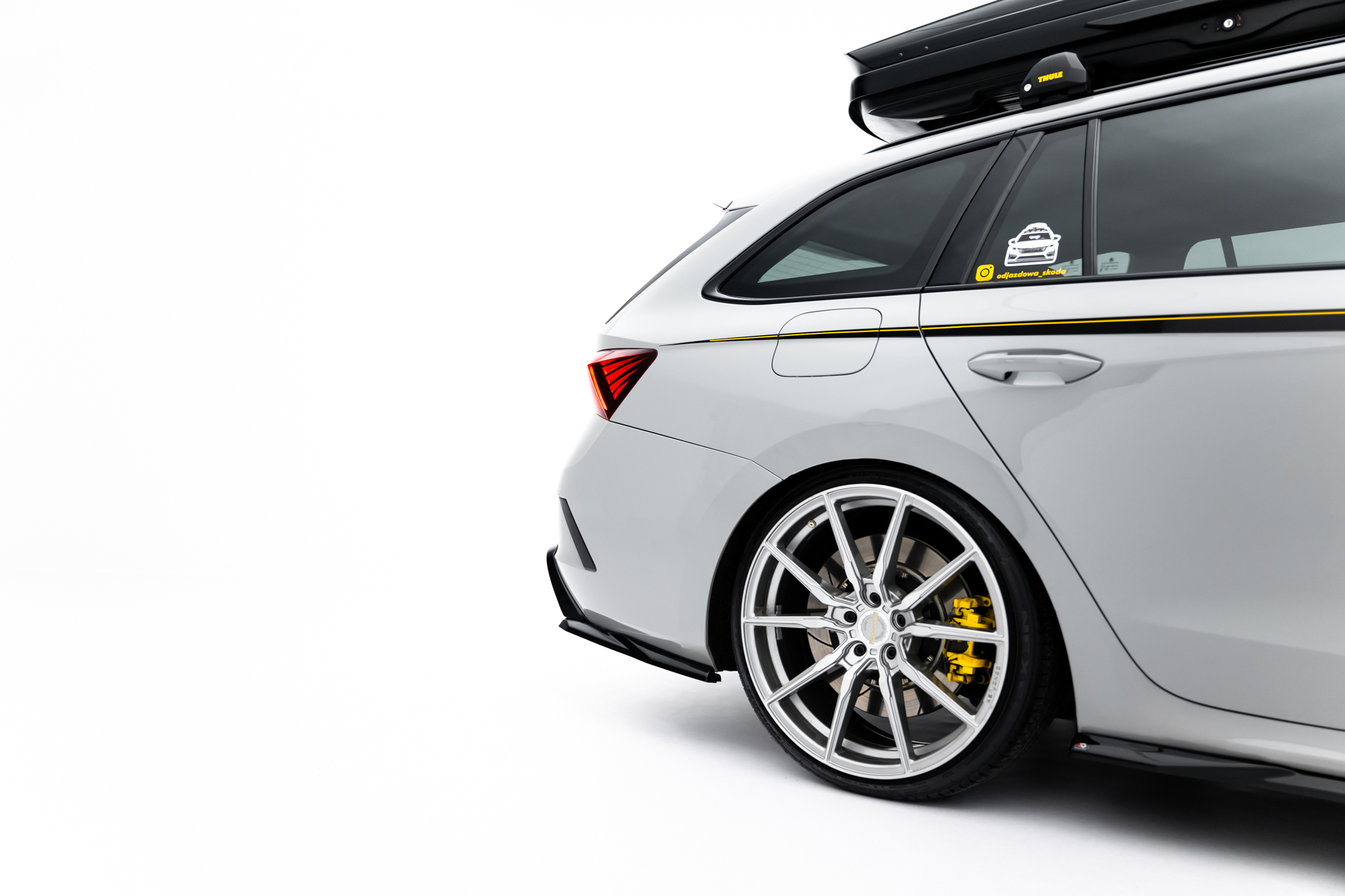 Set of Splitters V.1 Skoda Octavia RS Combi Mk4 - Image 10