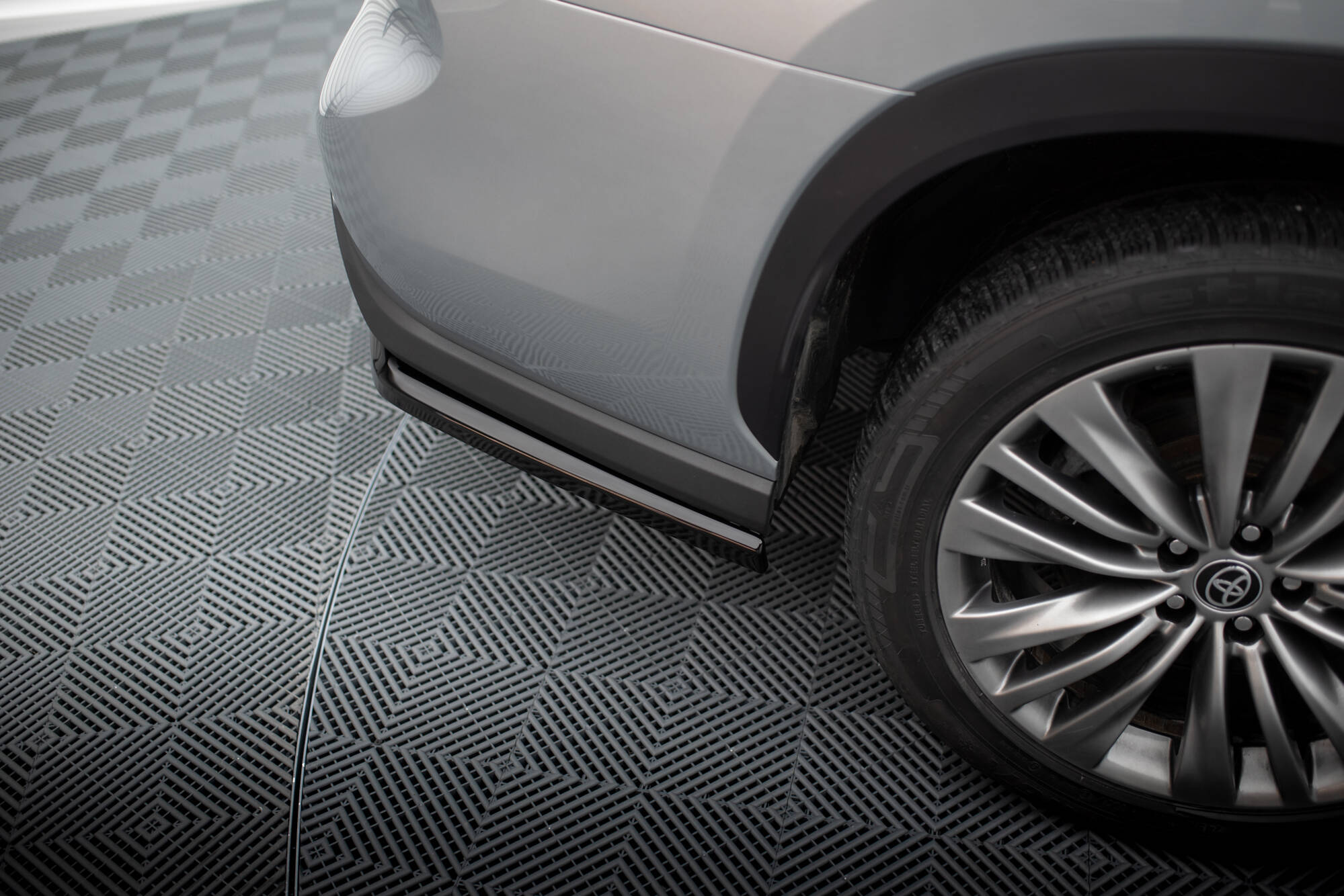 Set of Splitters V.1 Toyota Highlander Mk4 - Image 9