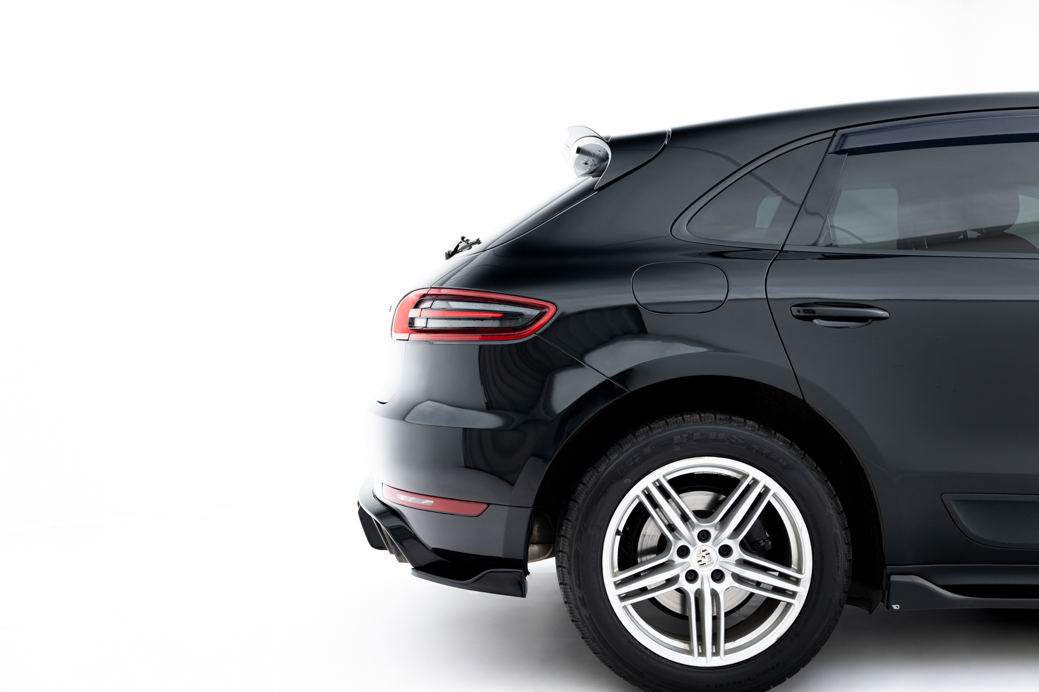 Set of Splitters V.2 Porsche Macan Mk1 - Image 13