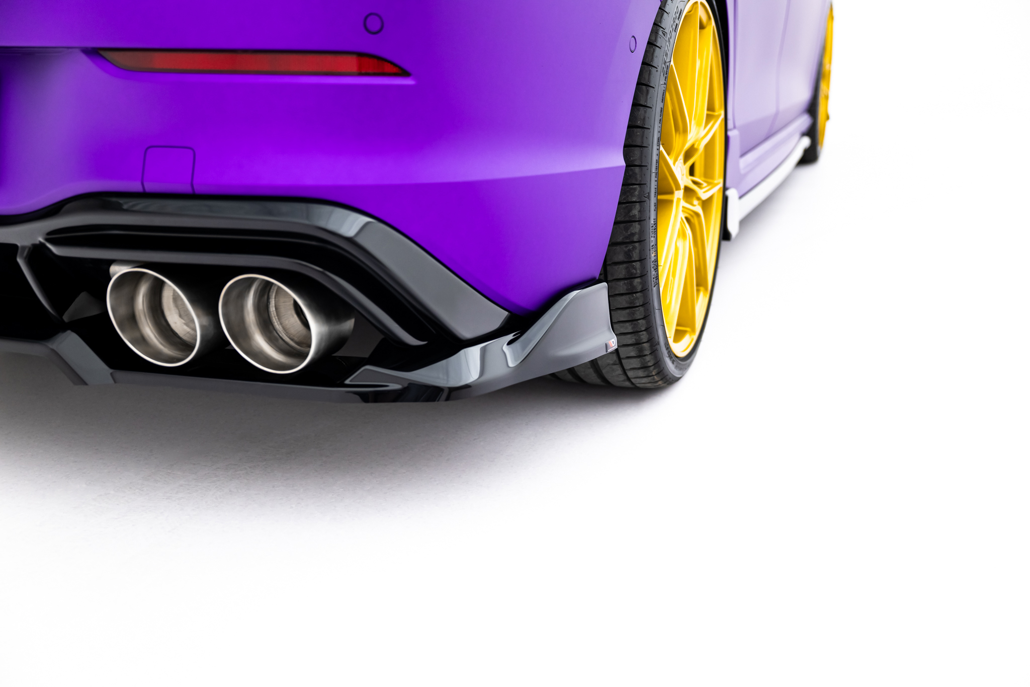 Set of Splitters V.6 Volkswagen Golf R Hatchback Mk8 Facelift - Image 15