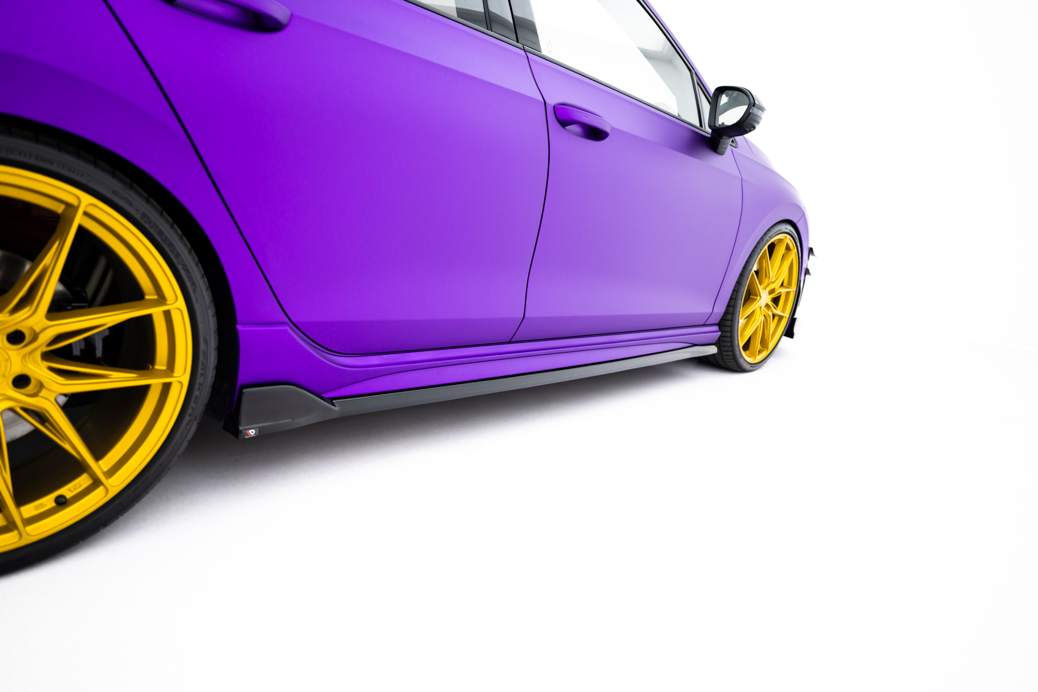 Set of Splitters V.6 Volkswagen Golf R Hatchback Mk8 Facelift - Image 10