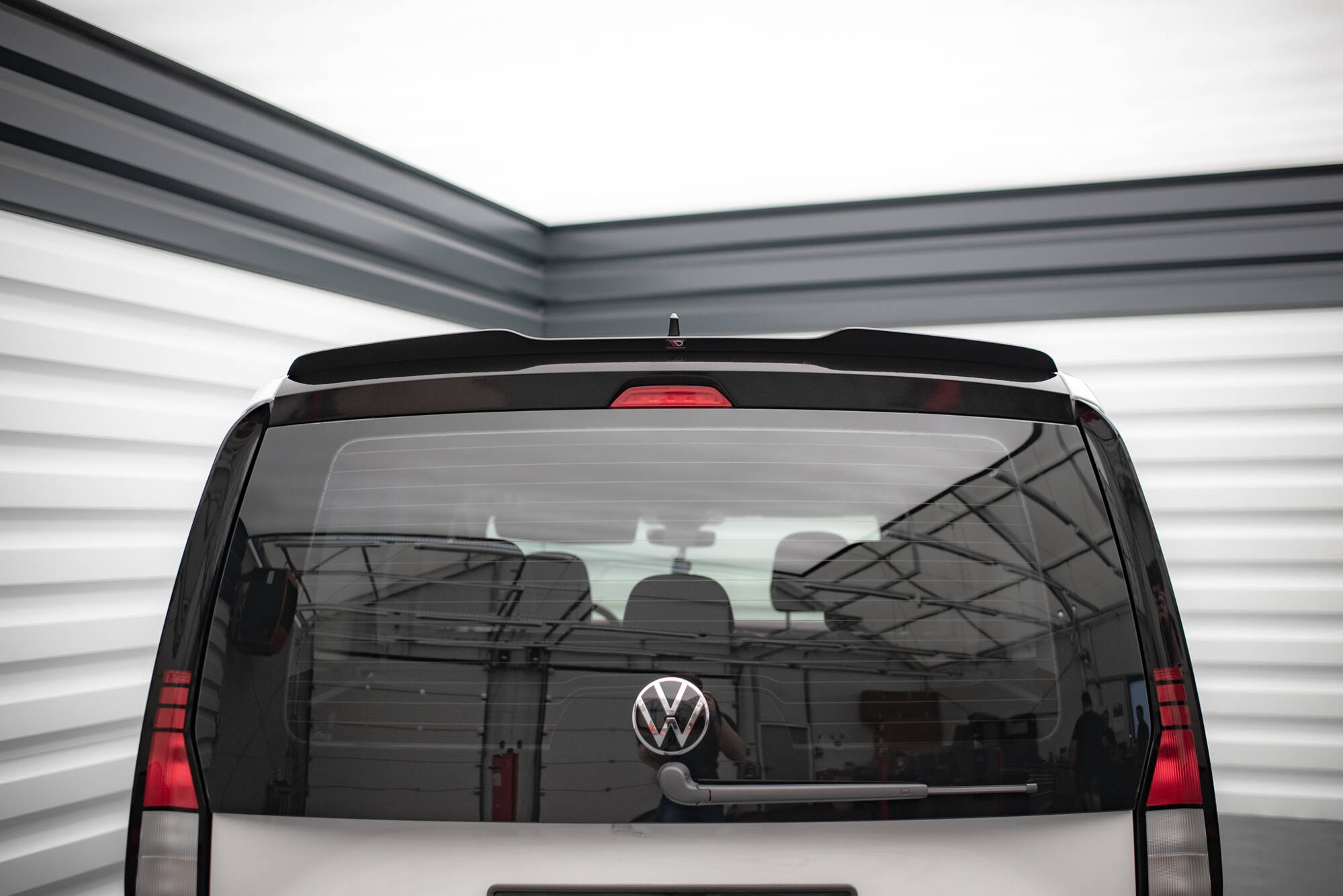 Set of Splitters Volkswagen Caddy Mk5 - Image 9