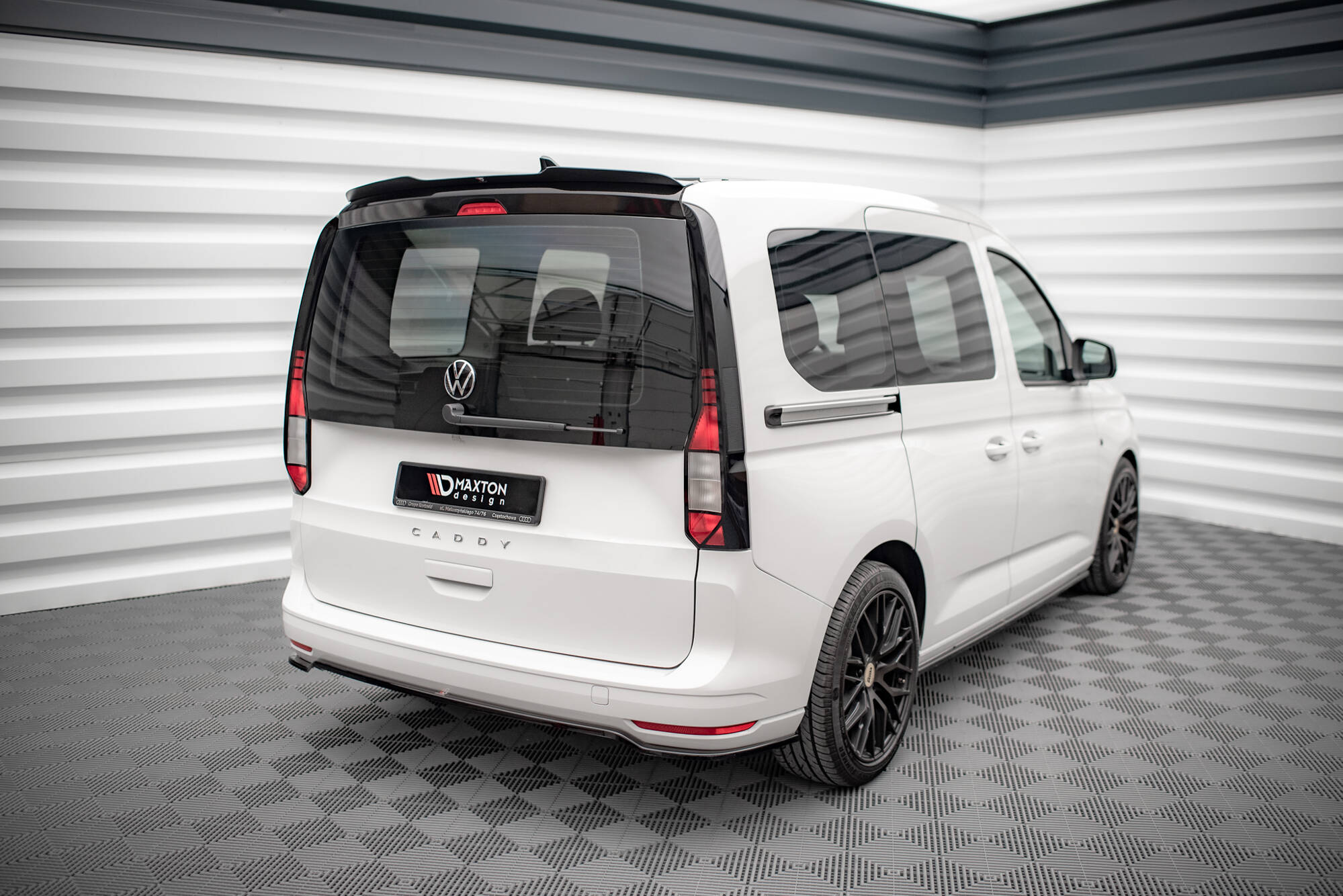 Set of Splitters Volkswagen Caddy Mk5 - Image 12