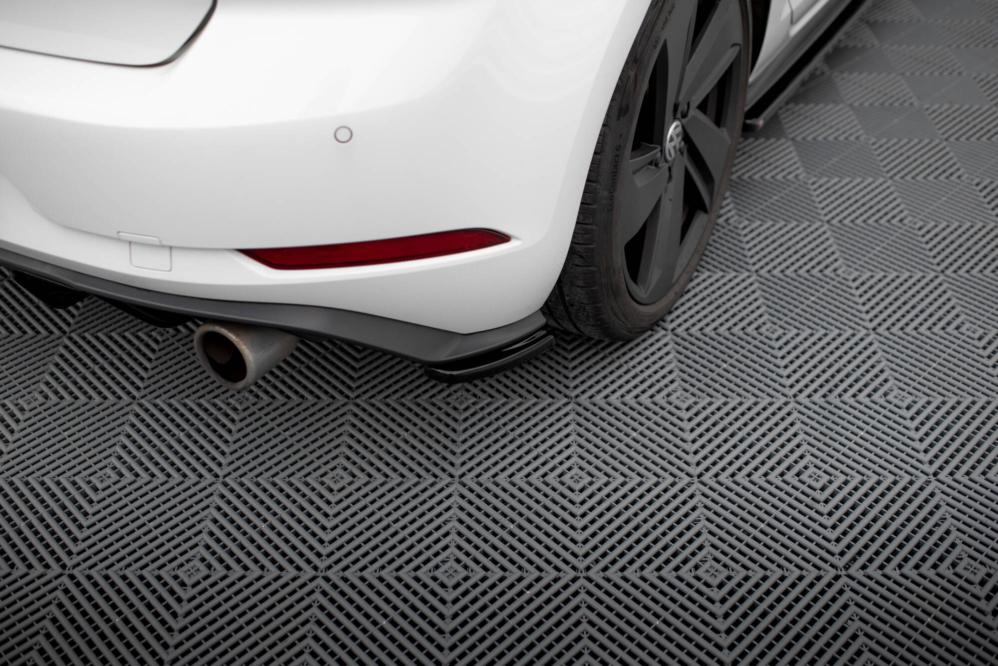 Set of Splitters Volkswagen Golf GTI Mk7 Facelift - Image 10