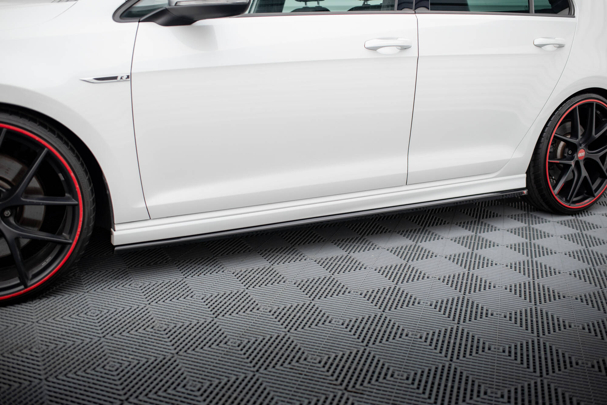 Set of Splitters Volkswagen Golf R Hatchback Mk7 - Image 5