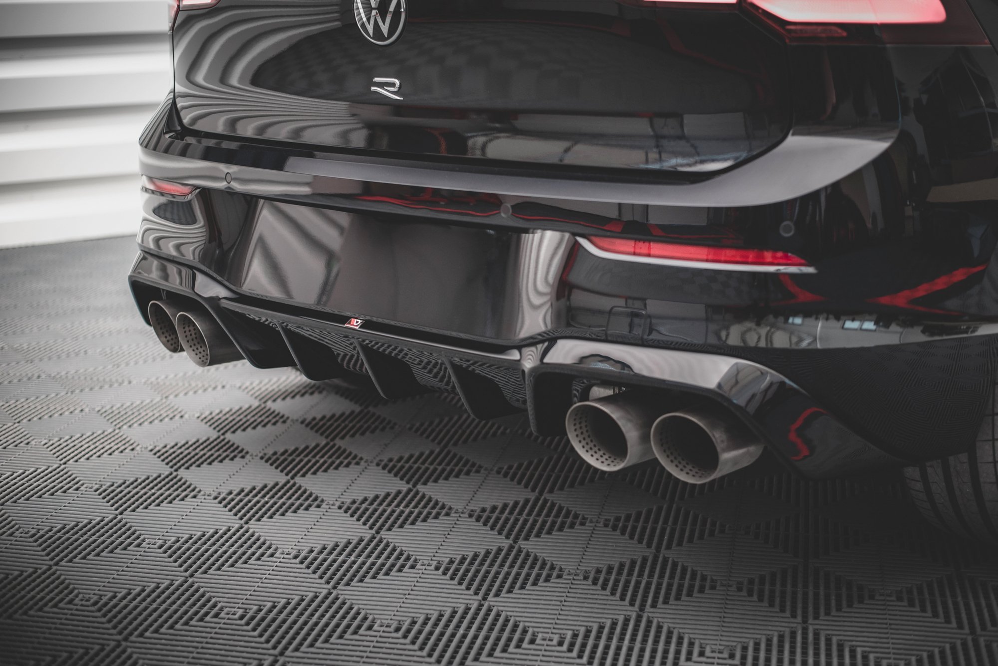 Set of Splitters Volkswagen Golf R Mk8 - Image 6