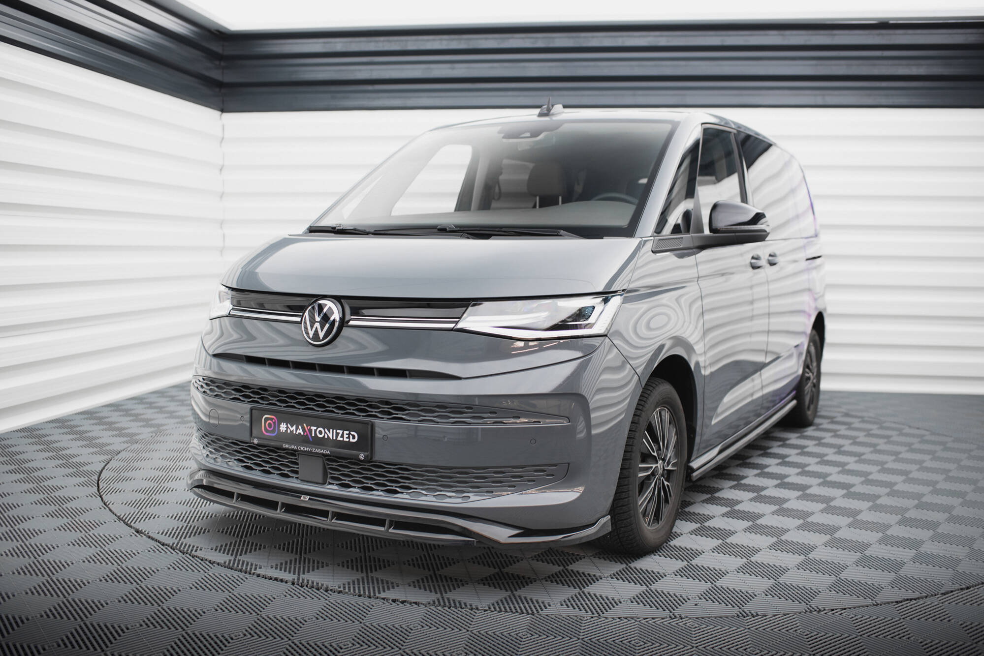 Set of Splitters Volkswagen Multivan T7 - Image 2