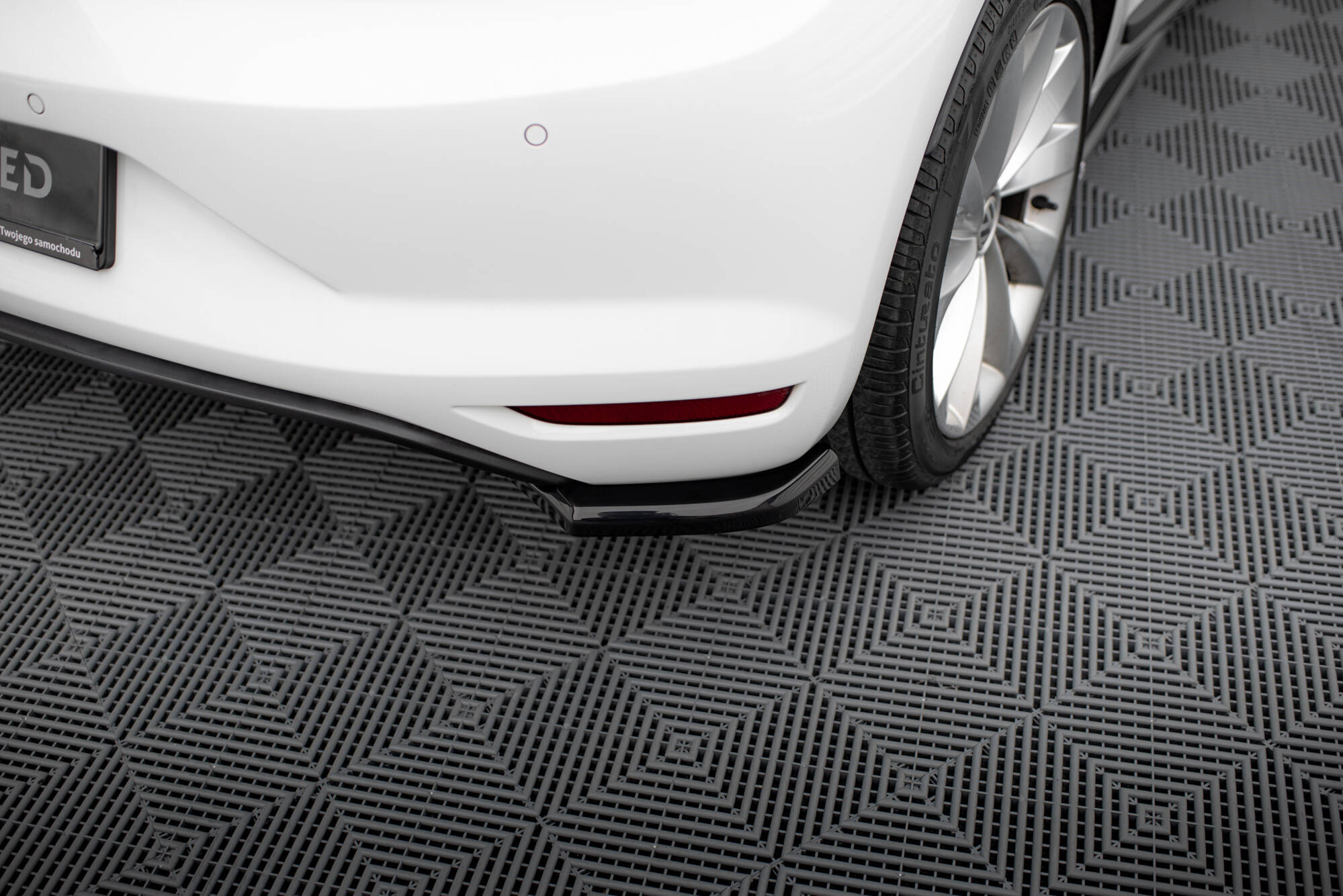 Set of Splitters Volkswagen Scirocco Mk3 Facelift - Image 8