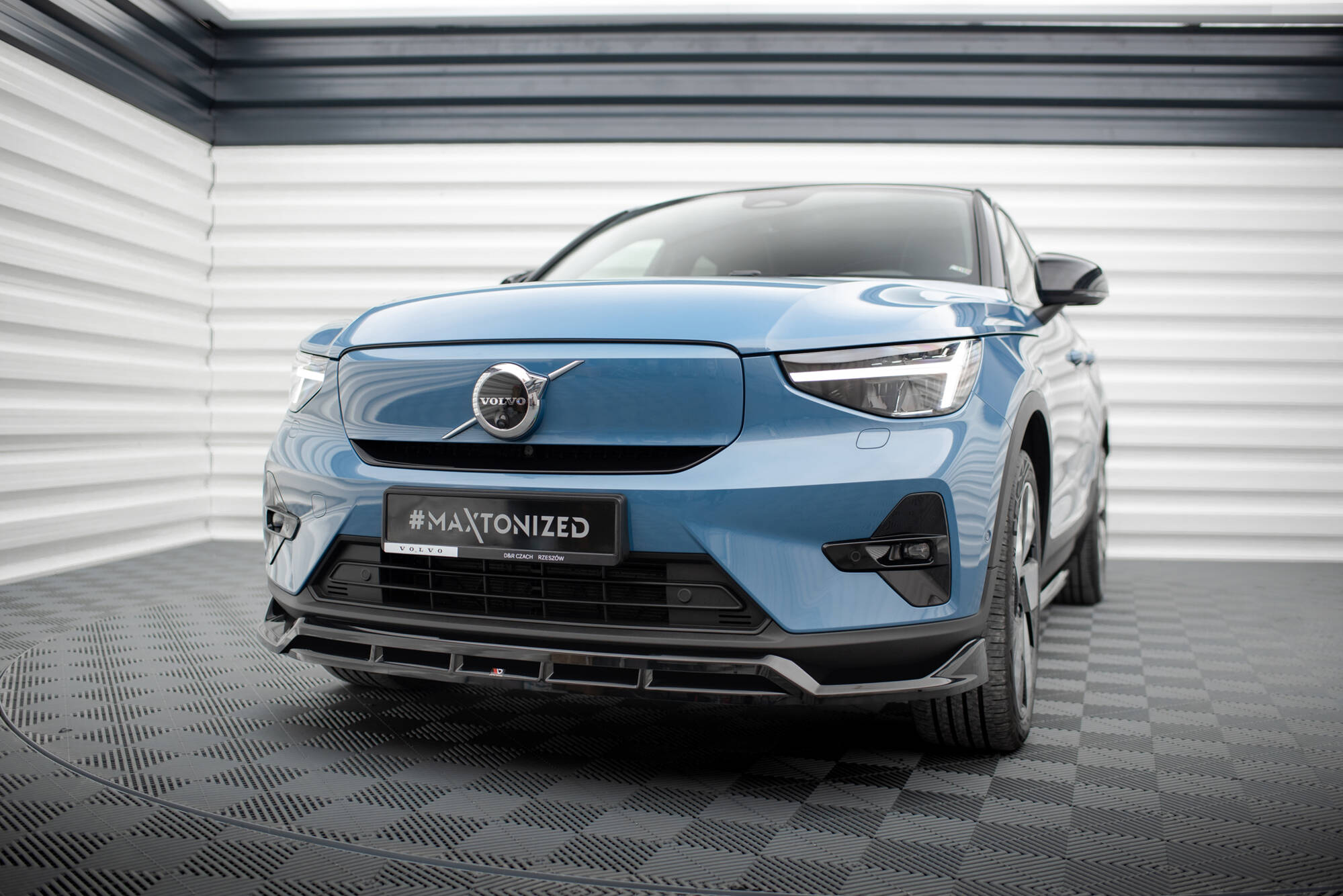 Set of Splitters Volvo C40 Mk1 - Image 4