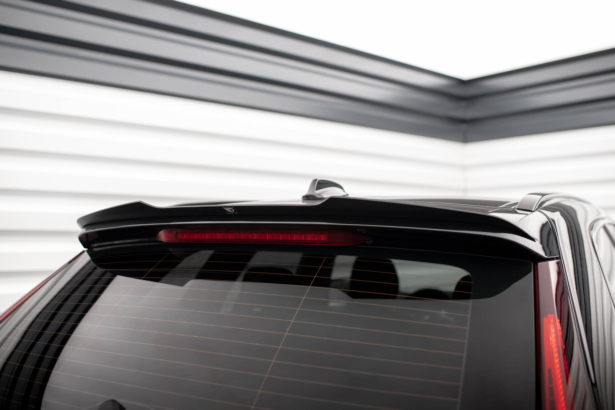 Set of Splitters Volvo XC60 R-Design Mk2 Facelift - Image 13