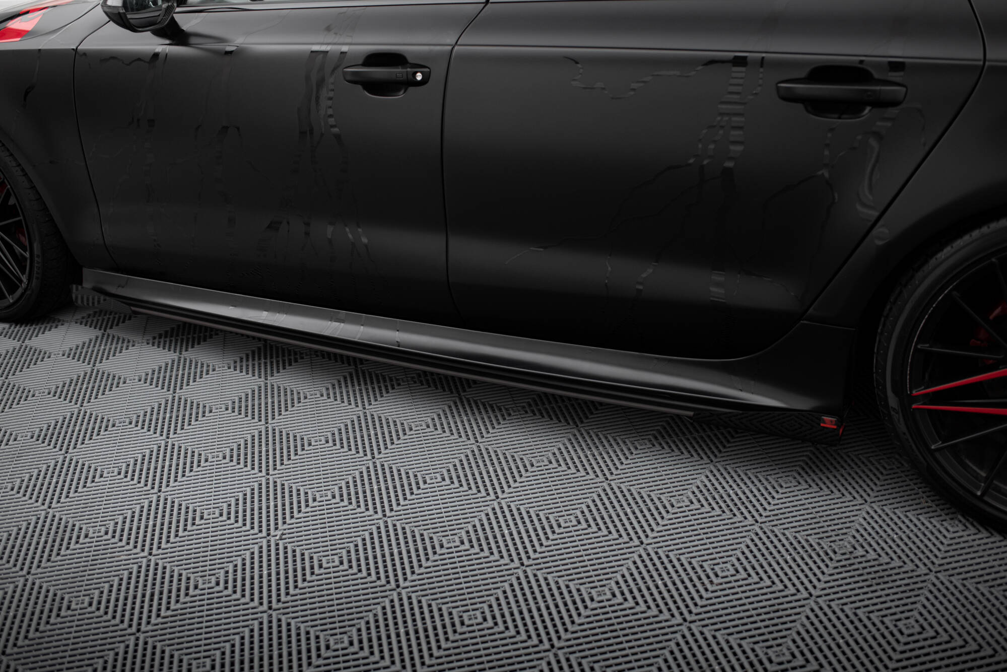 Side Flaps Audi A7 RS7 Look C7 - Image 4