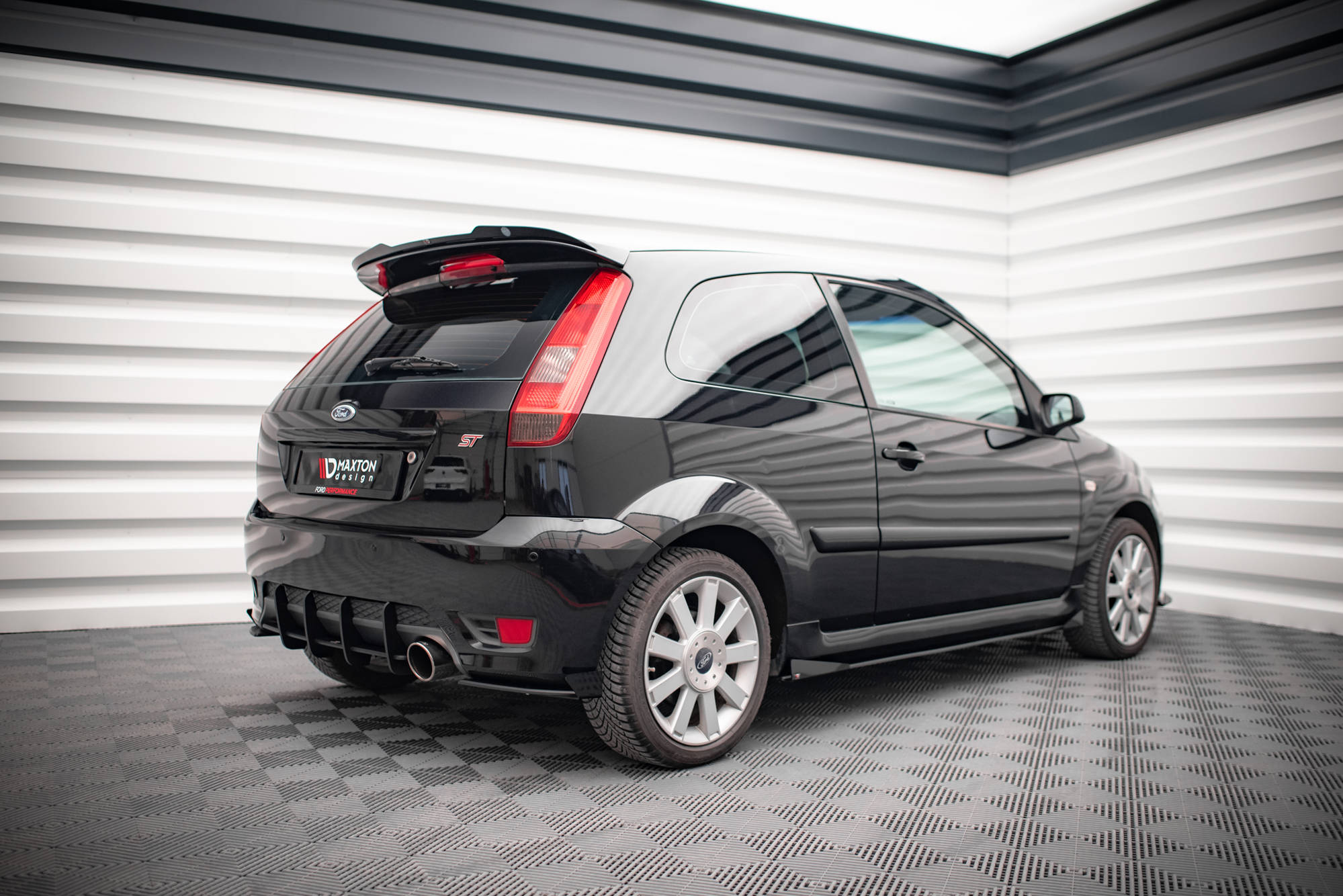 Side Flaps Ford Fiesta ST Mk6 - Image 2