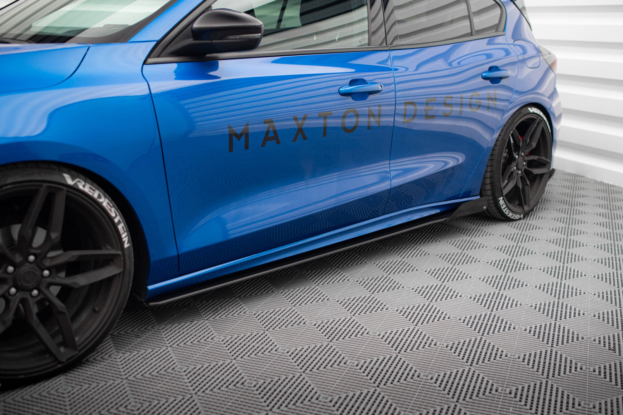 Side Flaps Ford Focus ST / ST-Line Mk4 - Image 2