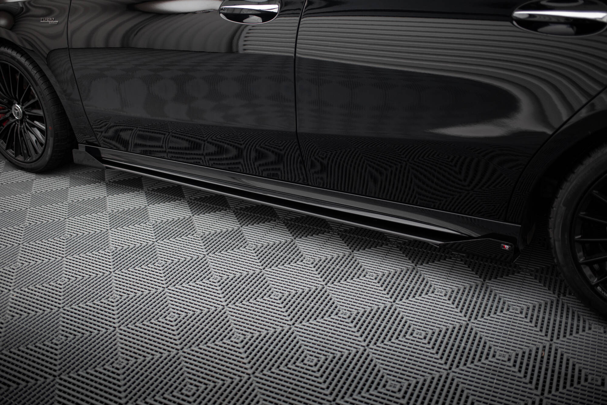 Side Flaps Mercedes-AMG A35 W177 Facelift - Image 3