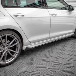 Alternative view of Side Flaps Volkswagen Golf R Mk7
