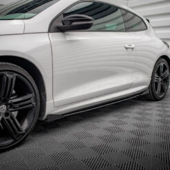 Alternative view of Side Flaps Volkswagen Scirocco R Mk3
