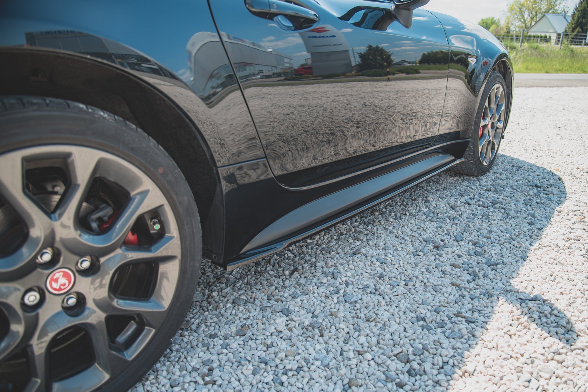 Side Skirts Diffusers Abarth 124 Spider - Image 3