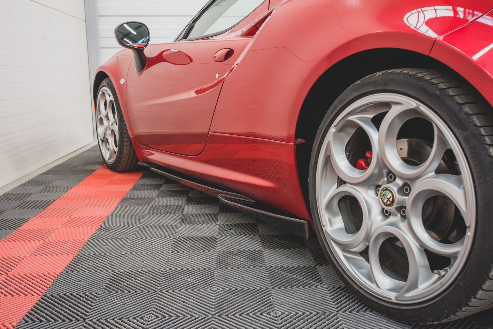 Side Skirts Diffusers Alfa Romeo 4C - Image 3