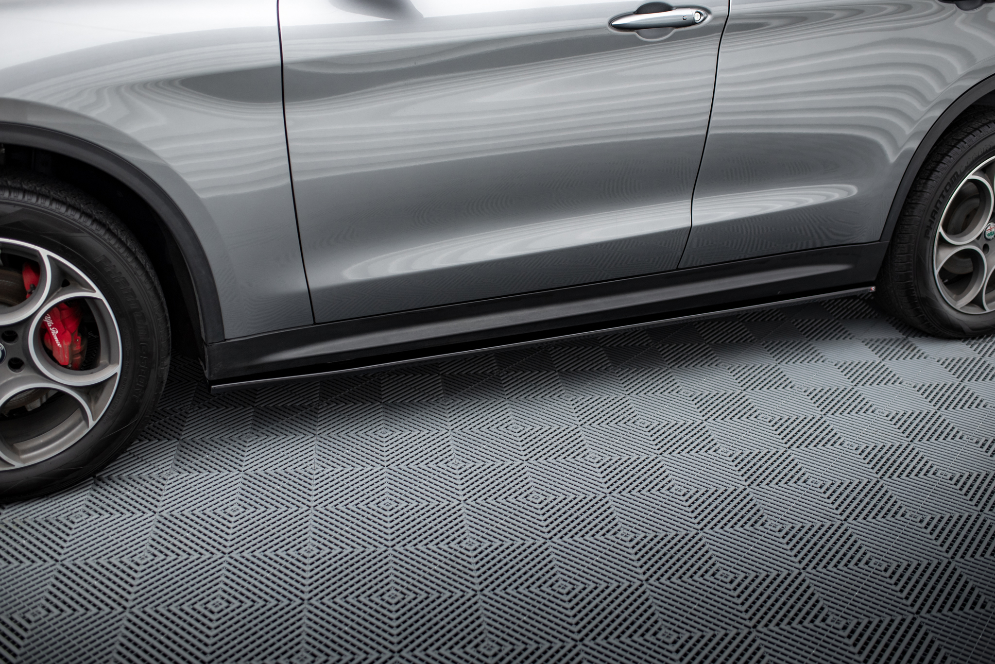 Side Skirts Diffusers Alfa Romeo Stelvio Mk1