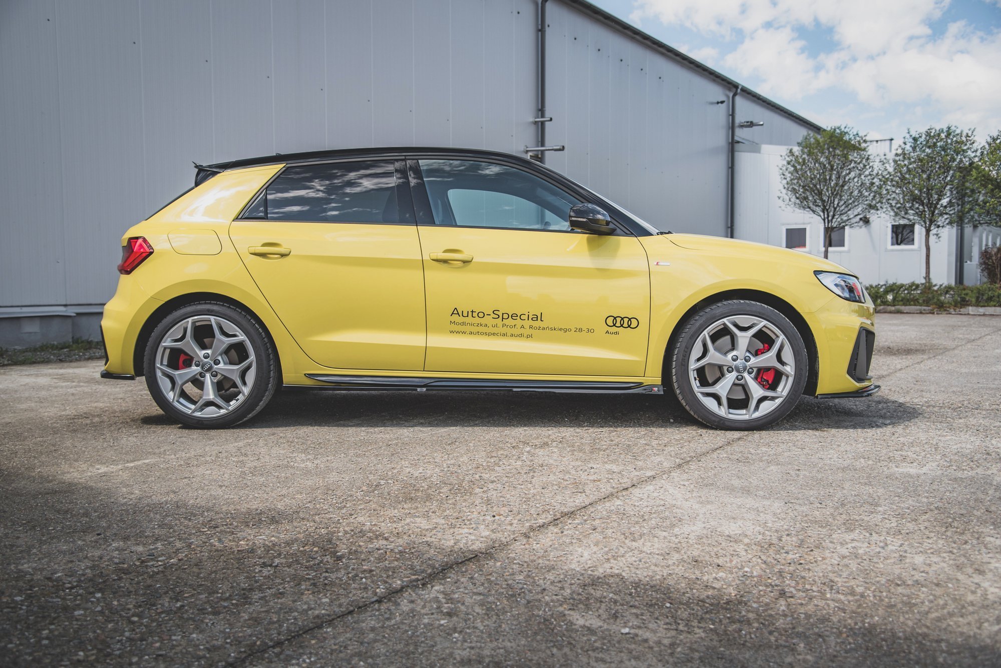 Side Skirts Diffusers Audi A1 S-Line GB - Image 4