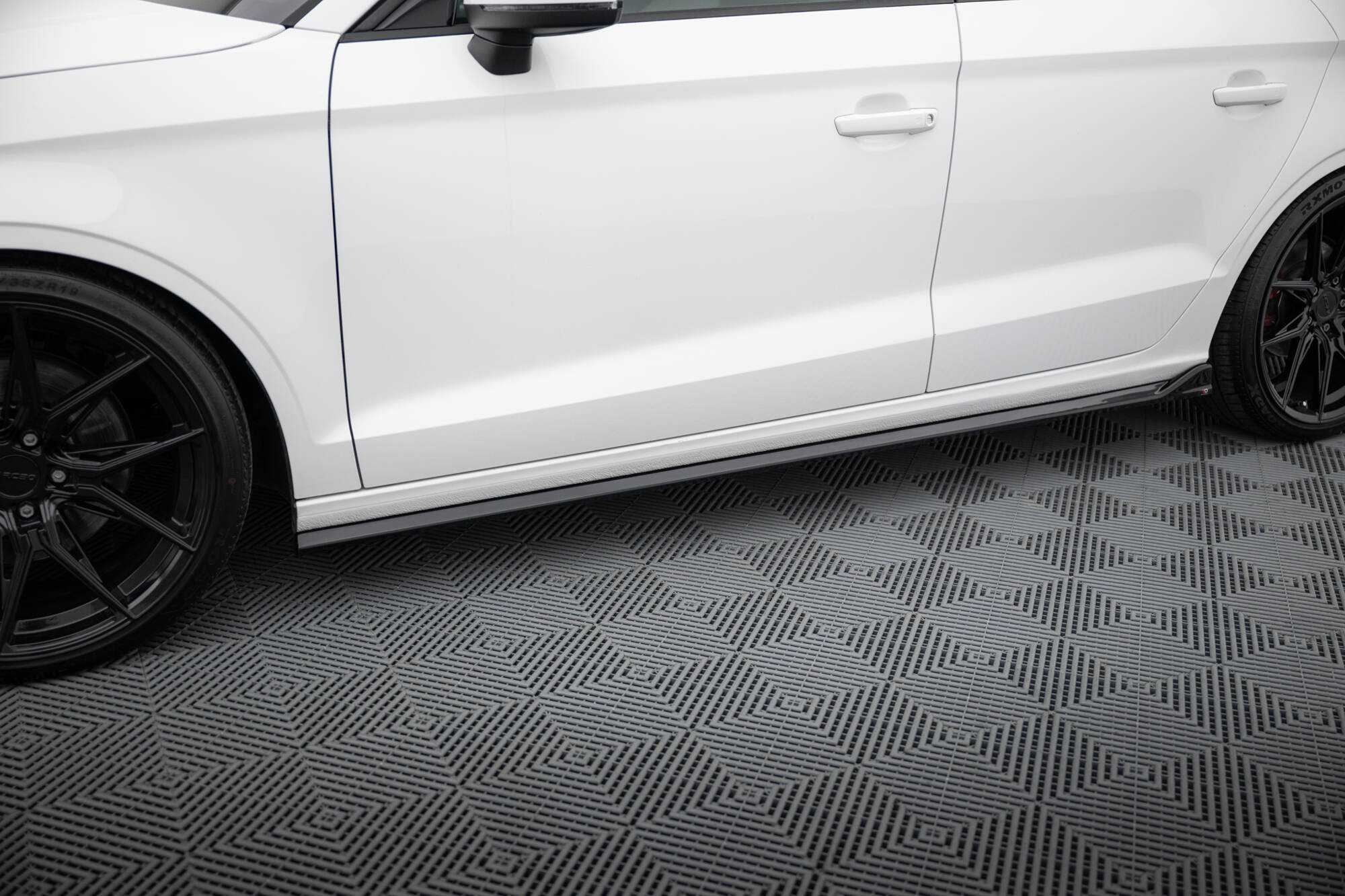 Side Skirts Diffusers Audi A3 Sedan 8V