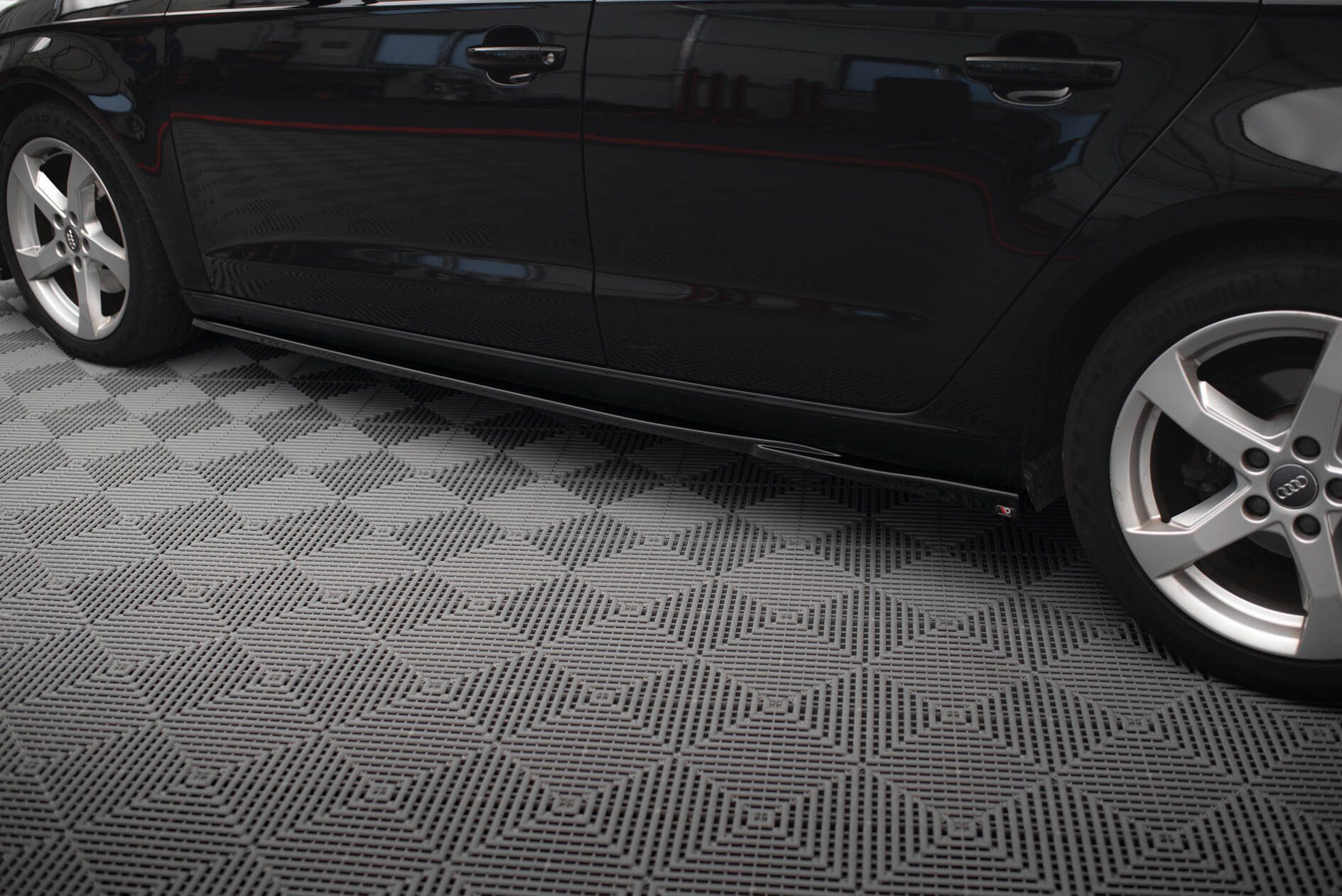 Side Skirts Diffusers Audi A3 Sportback 8V Facelift - Image 3